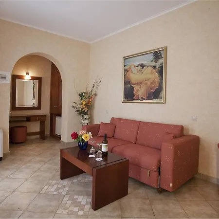 Cristina Maris 2* Loutráki