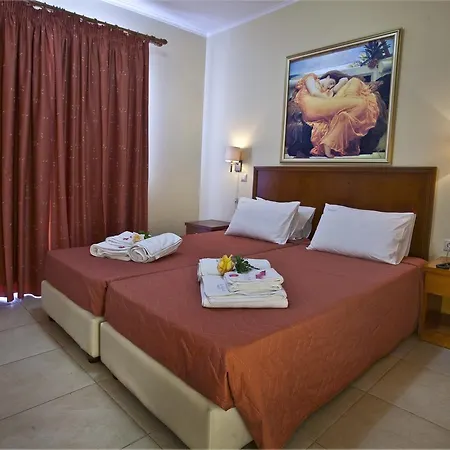Cristina Maris Hotel 2*