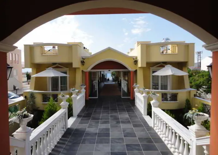 Hotel Cristina Maris 2*