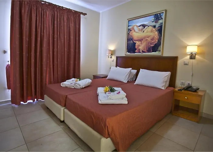 Cristina Maris Hotel 2*